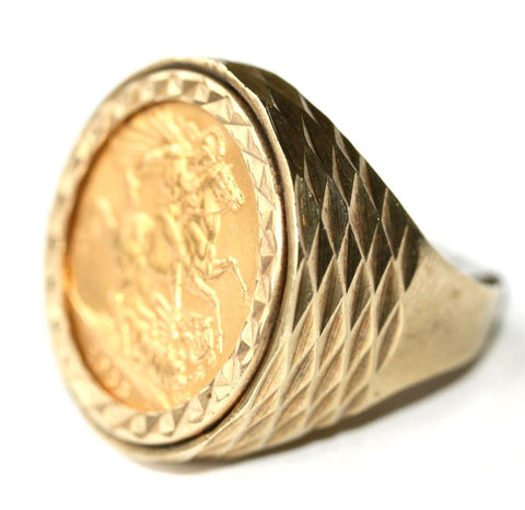 9ct Mount with 22ct Sovereign 1965