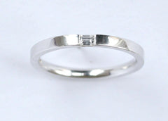 9ct white diamond solitaire band