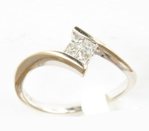18ct White 4 Stone .15 points