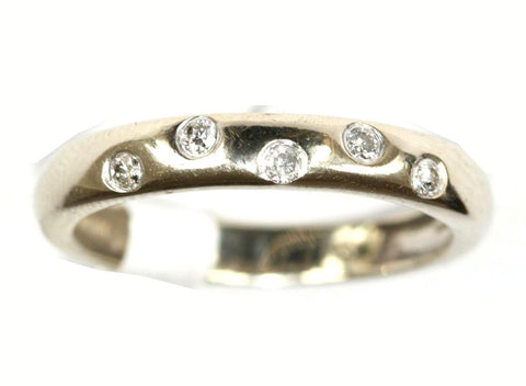 18ct White 5 Stone Band