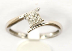 9ct White .10 point Twist Cluster