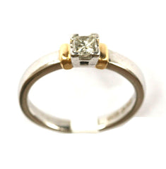 Platinium 1/4ct Solitaire