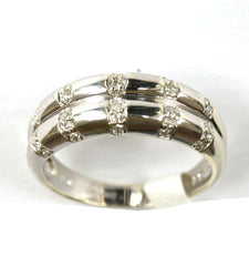 9ct white double diamond band (0.15points)