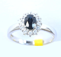 9ct white cubic zirconia & blue stone