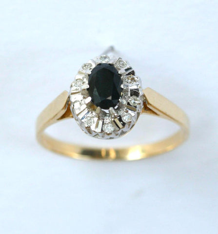 9ct diamond & sapphire cluster