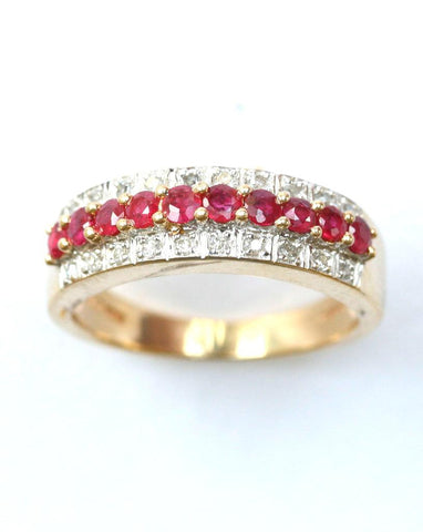 9ct diamond & ruby 1/2 eternity(0.10points)