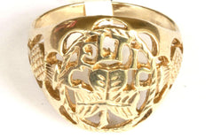9ct Celtic Ring with Thistle Shoulders