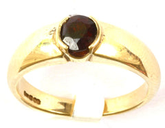 9ct Garnet Solitaire Band