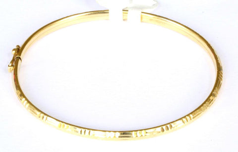 9ct Diamond Cut Oval