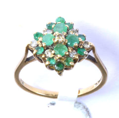 9ct Diamond & Emerald Cluster