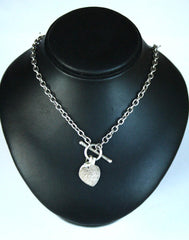 9ct White Gold T-Bar & Diamond Chip Heart